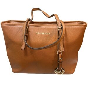 Michael Kors Jetset Tote Bag